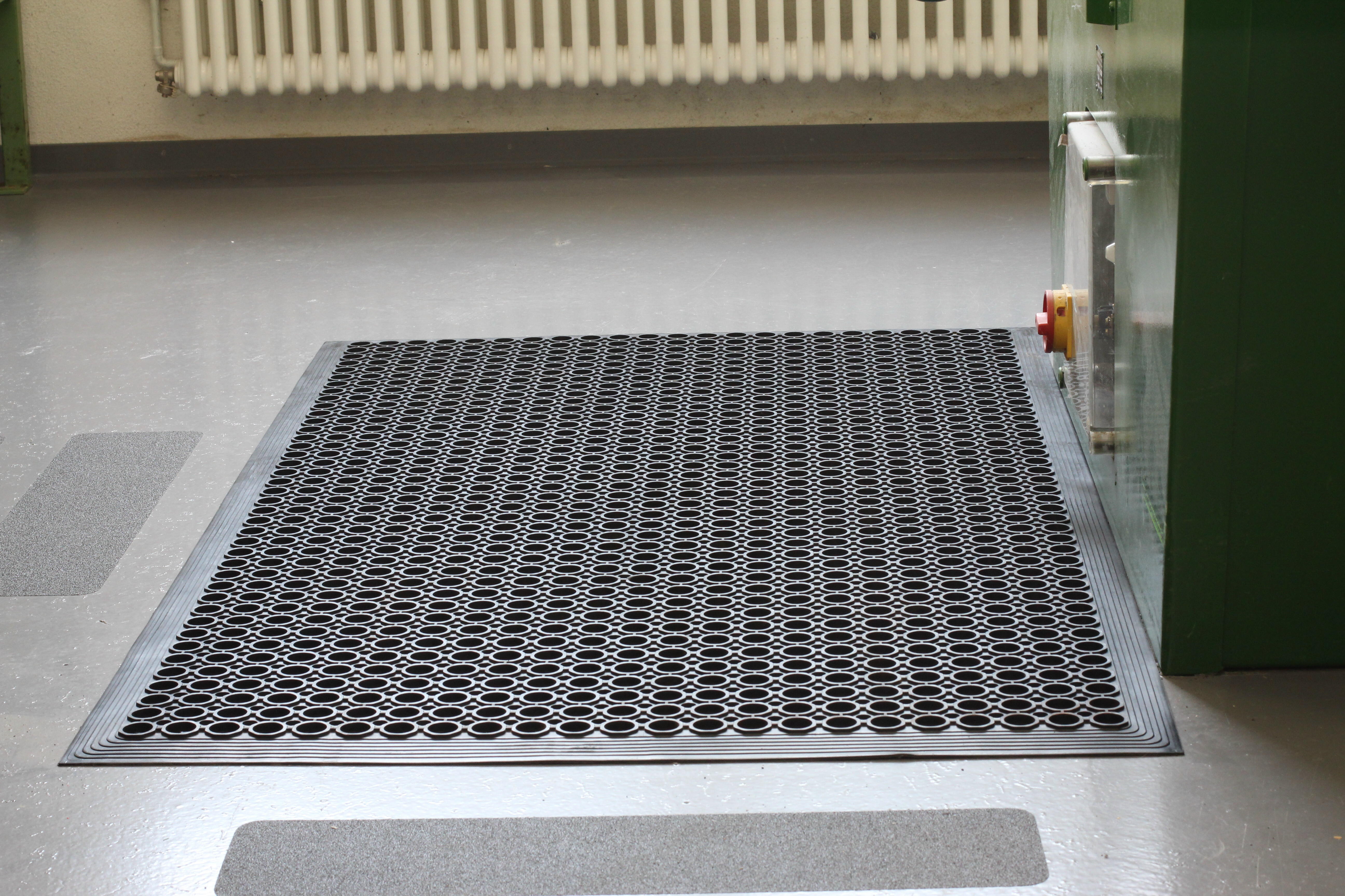 Wabenmatte mit Rand schwarz 91x152cm (13mm stark)