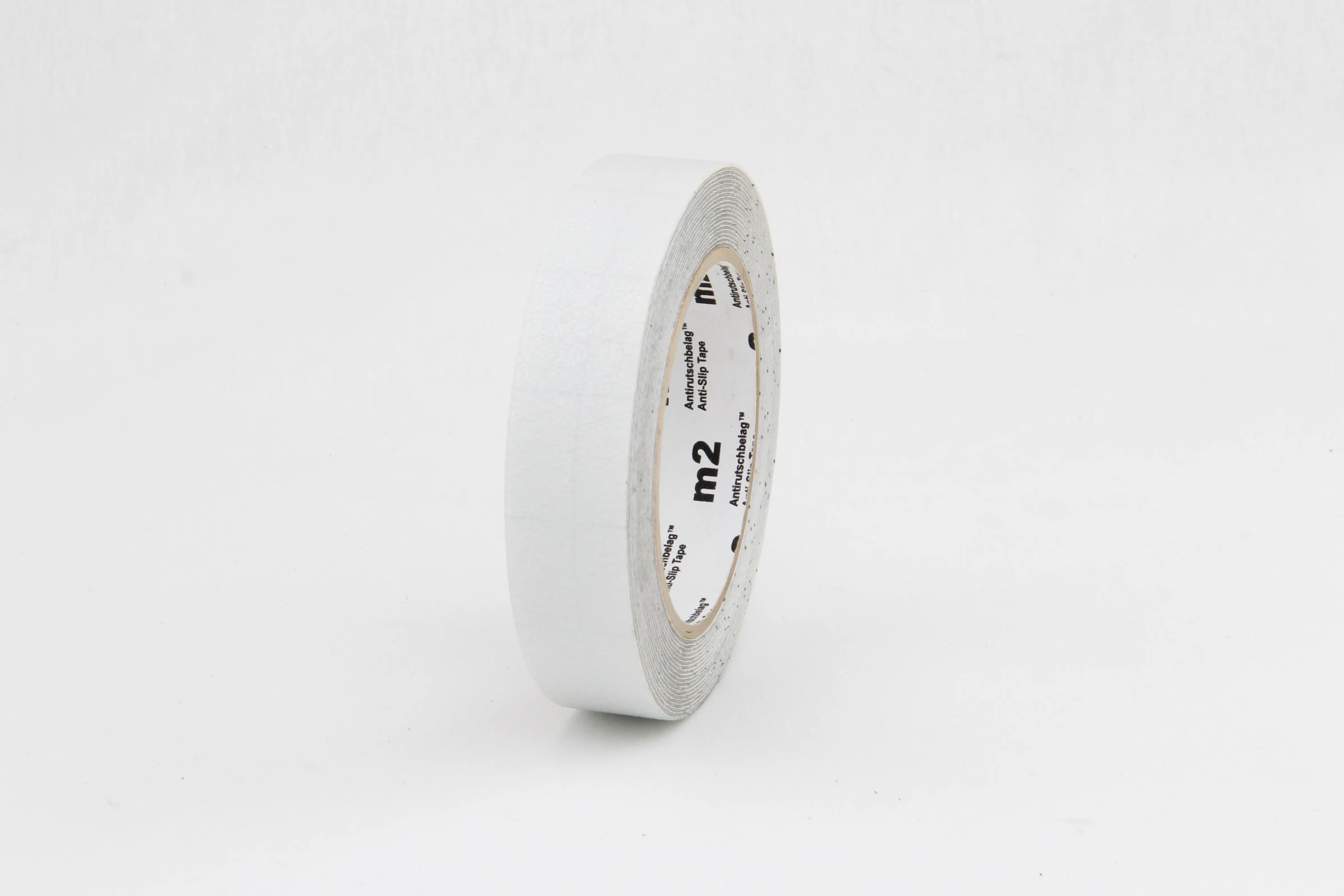 Transparenter Antirutschbelag Easy Clean von Mehlhose: 25mm x 6m, selbstklebend, reißfest, R10 Rutschhemmung, ideal für Innenbereiche, leicht zu reinigen.
