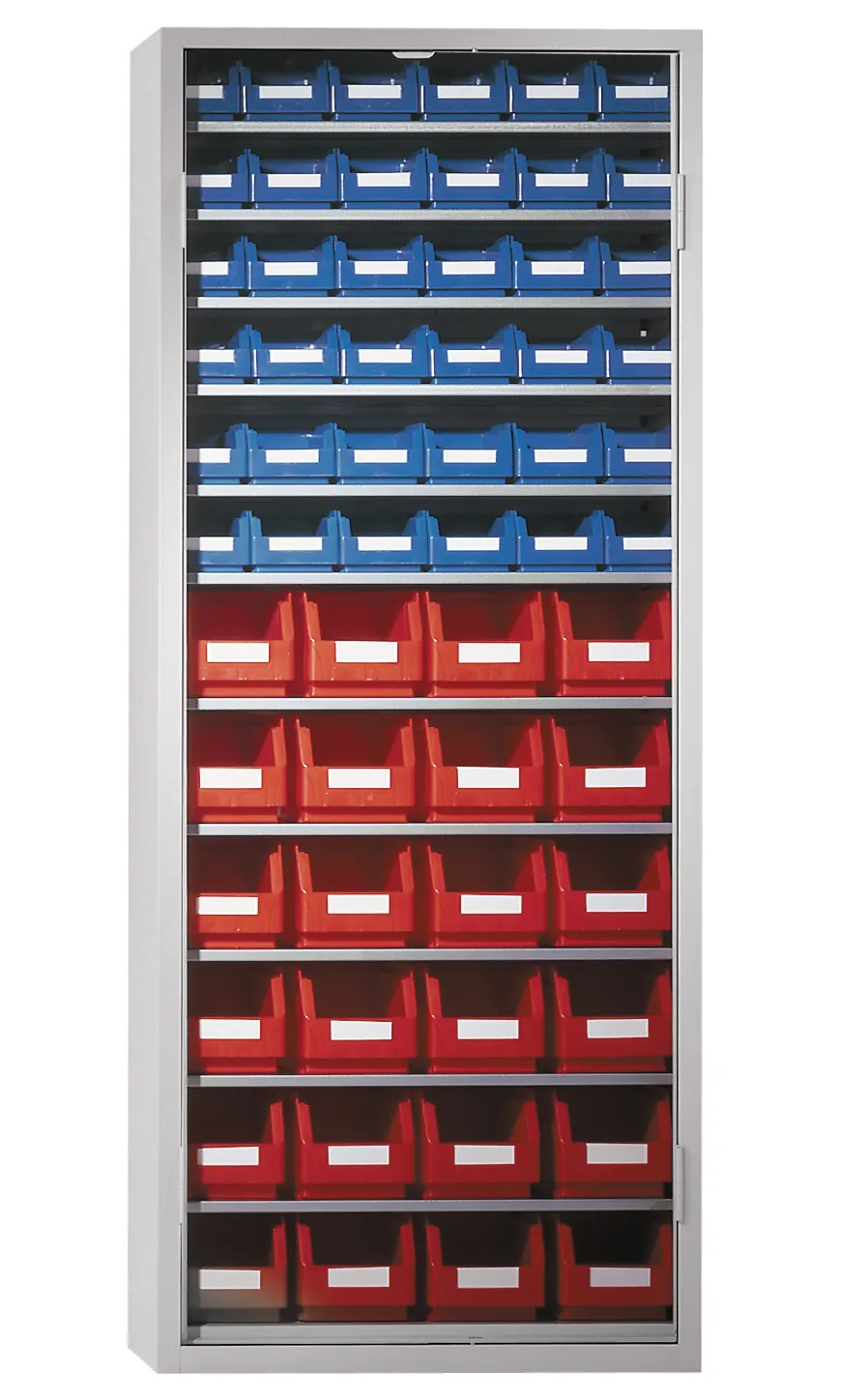 Ordnungsschrank Modell 21 von Kappes Systeme: Robuste, lichtgraue Stahlkonstruktion ohne Türen, mit 60 Lagersichtkästen für flexible und sichere Materialaufbewahrung.