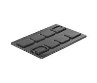 Bekuplast Palettenabdeckplatten aus robustem PP-C, 1220 x 820 mm, in elegantem Schwarz. Schützen Waren vor Staub und Schäden, ideal für Lagerung und Transport.