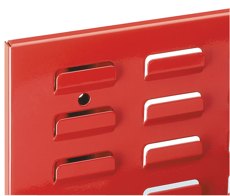 RasterPlan Schlitzplatte von Kappes Systeme: Robuste, rote Stahlplatte (500x450 mm) für flexible Werkzeugorganisation, kompatibel mit vielseitigem Zubehör.