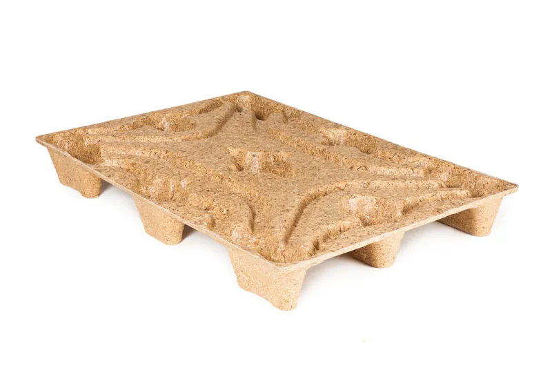 Pressholzpaletten F8 LF1 von Holzbau Siegfried Bauer: Leicht, stapelbar, 900 kg belastbar, ideal für Luftfracht und Export. Nachhaltig und ohne Schädlingsrisiko.