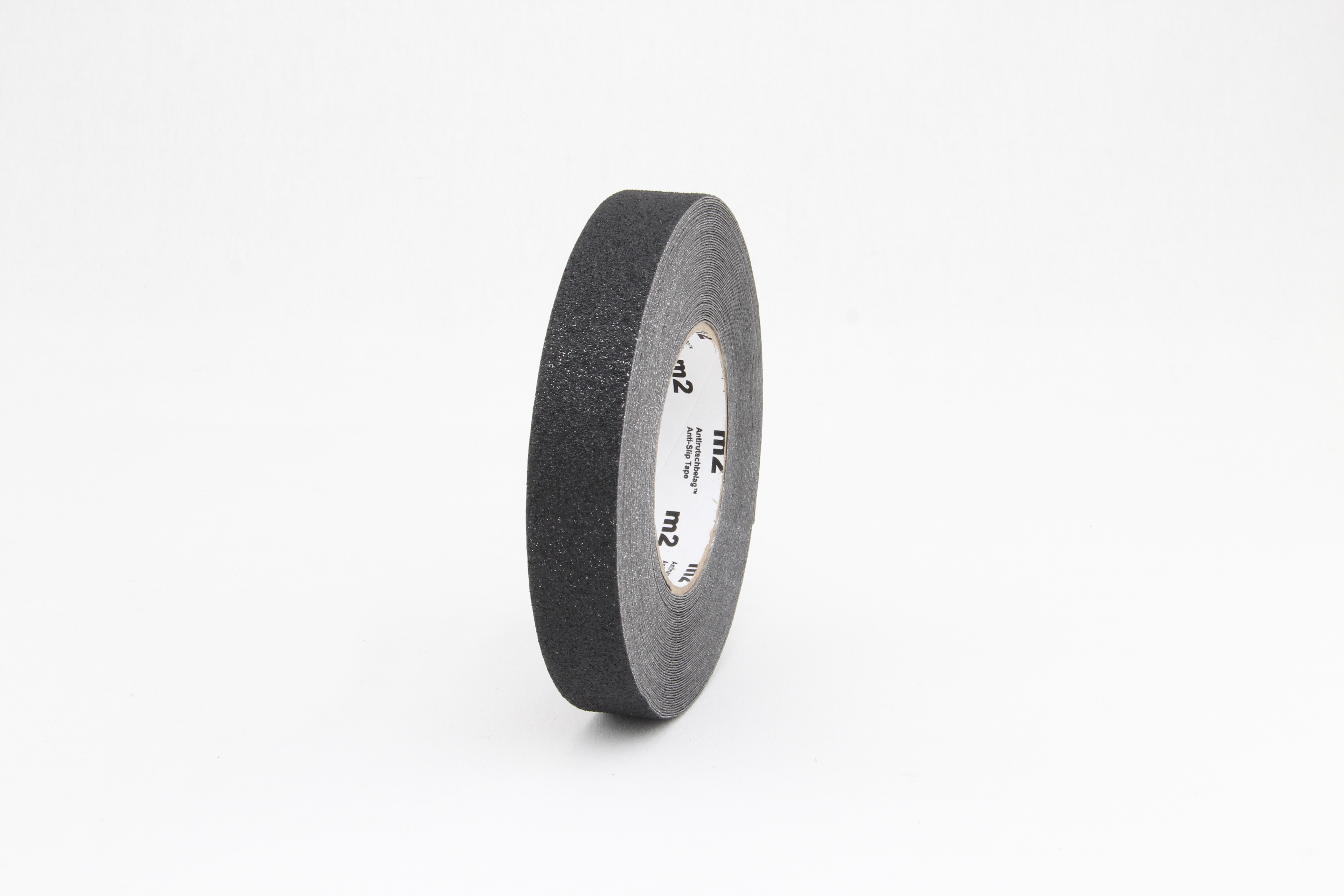Das m2-Antirutschband von Mehlhose bietet sicheren Halt auf glatten Flächen. Es ist selbstklebend, robust und ideal für Innen- und Außenbereiche.