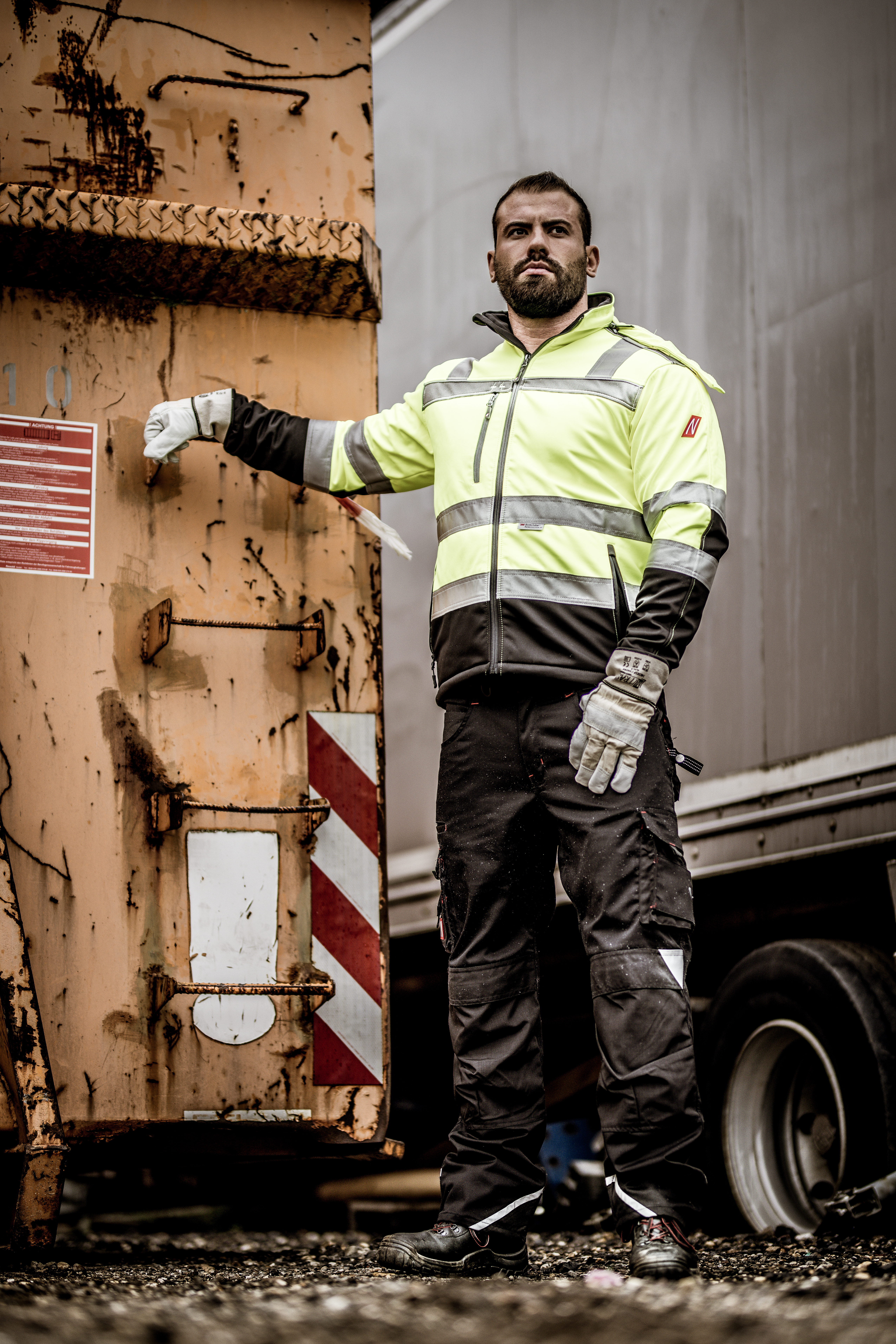 NITRAS MOTION TEX VIZ, Warnschutz-Softshelljacke, neongelb / schwarz, EN ISO 13688, EN ISO 20471