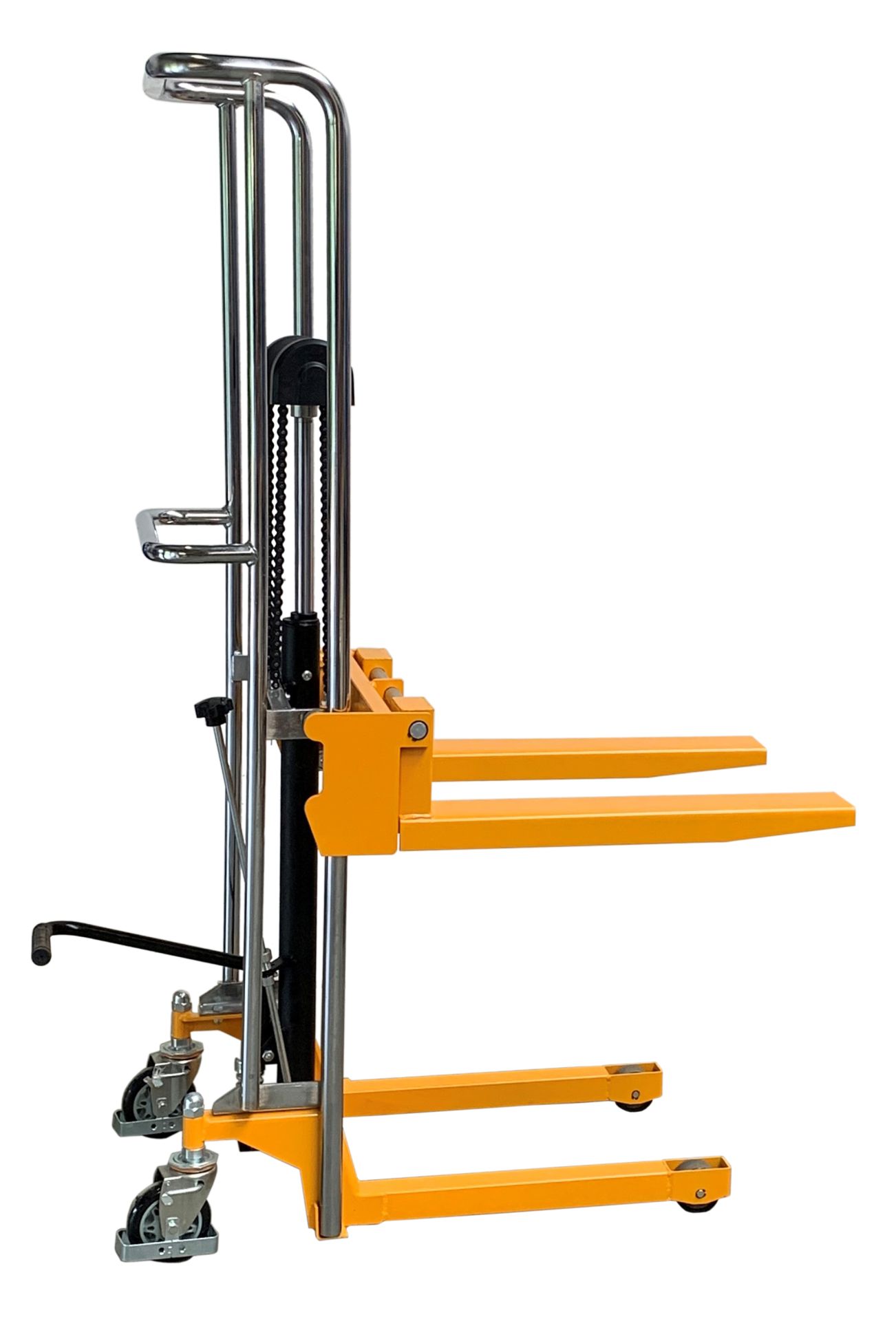 Der Minilifter MM 400-850 von qteck GmbH ist ein leichtes, ergonomisches Hebegerät für Lasten bis 400Kg, ideal für Lager und Werkstätten.